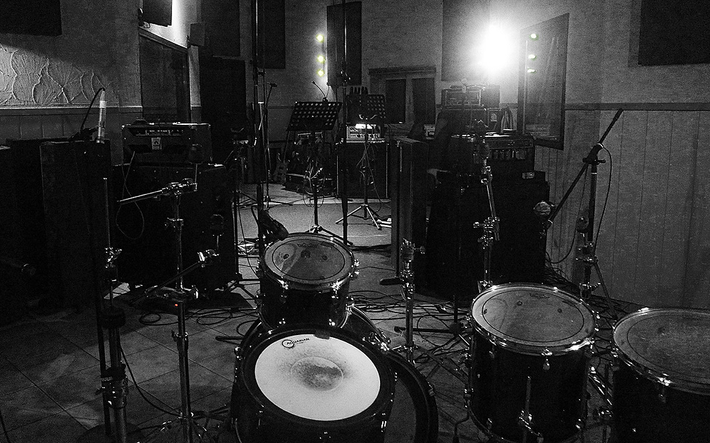  Desert Inn Live - Room 